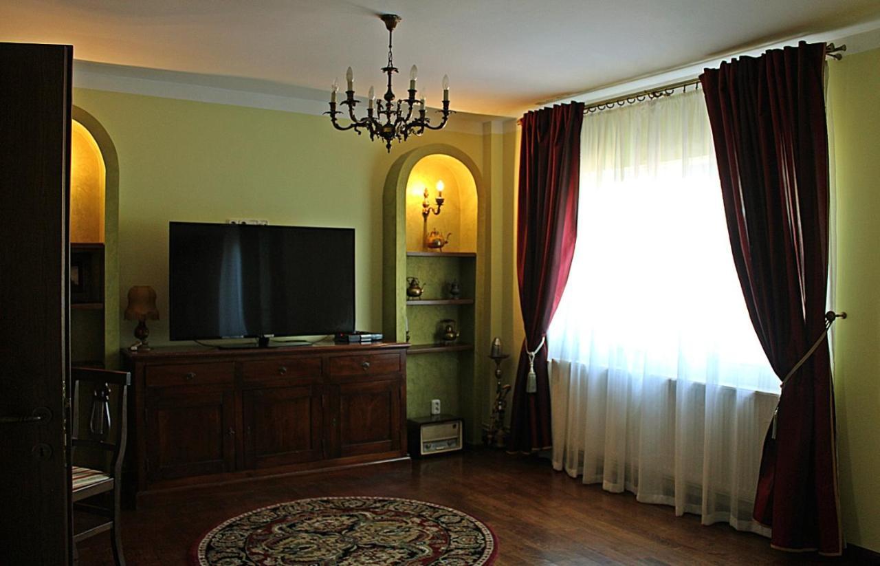 Antik Apartment Sybin Zewnętrze zdjęcie